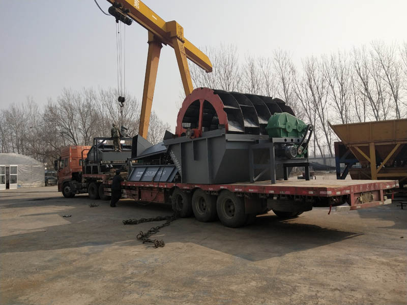 遼寧客戶訂購冠誠重工洗沙石設備發(fā)貨現場